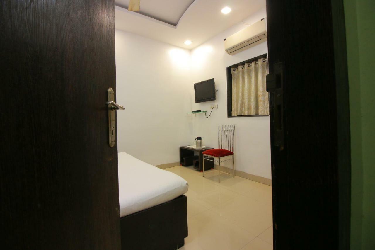 Hotel Modern Mumbai Eksteriør bilde
