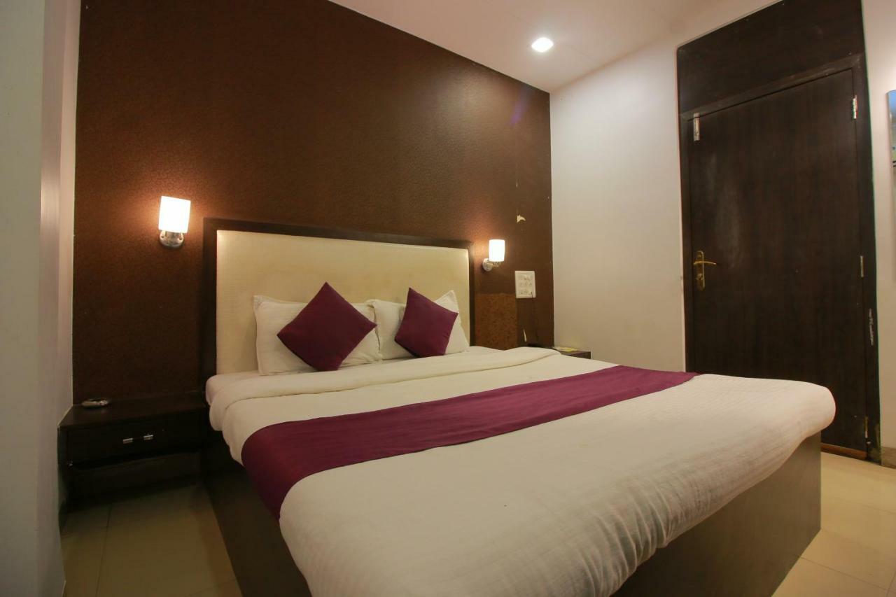 Hotel Modern Mumbai Eksteriør bilde