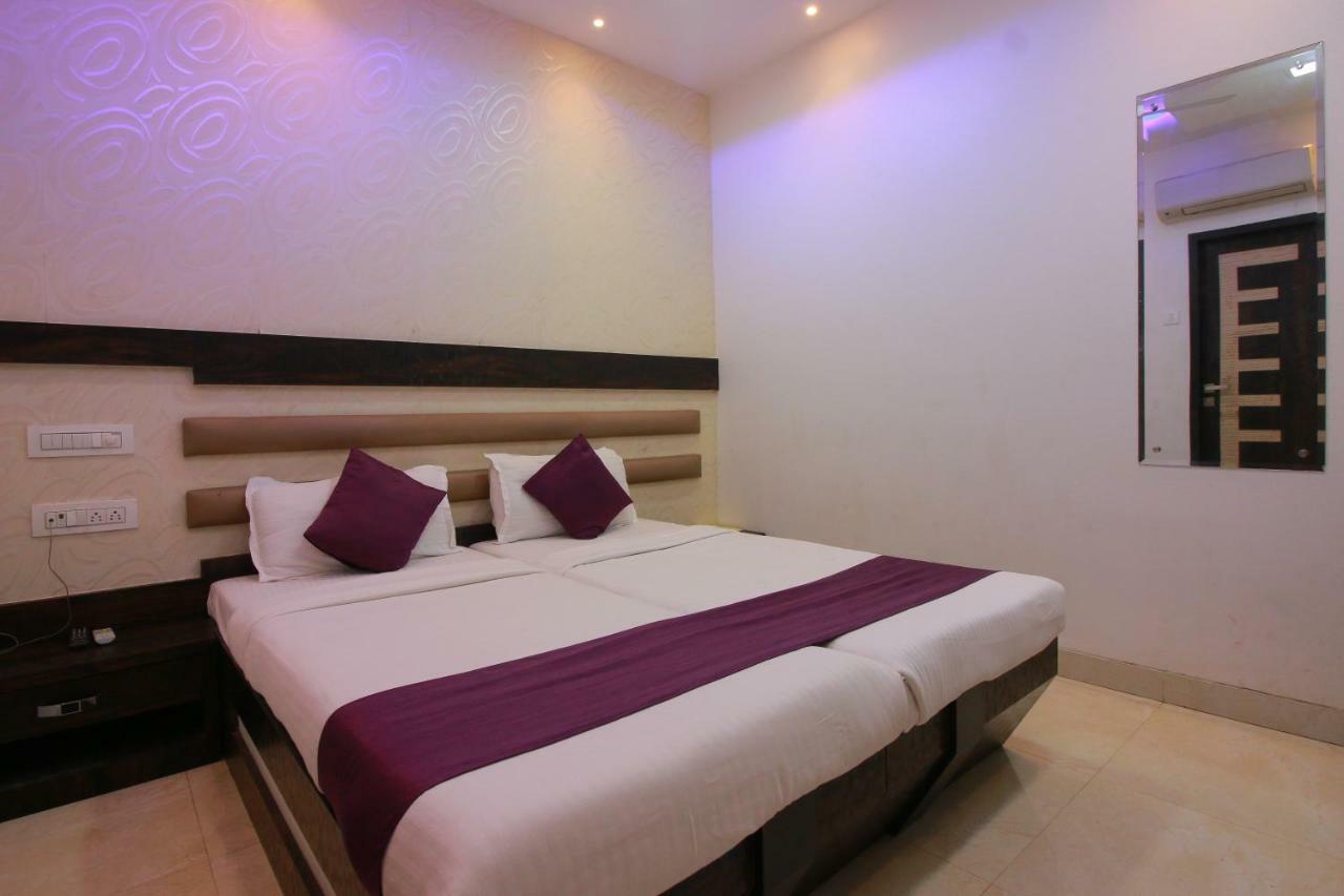 Hotel Modern Mumbai Eksteriør bilde